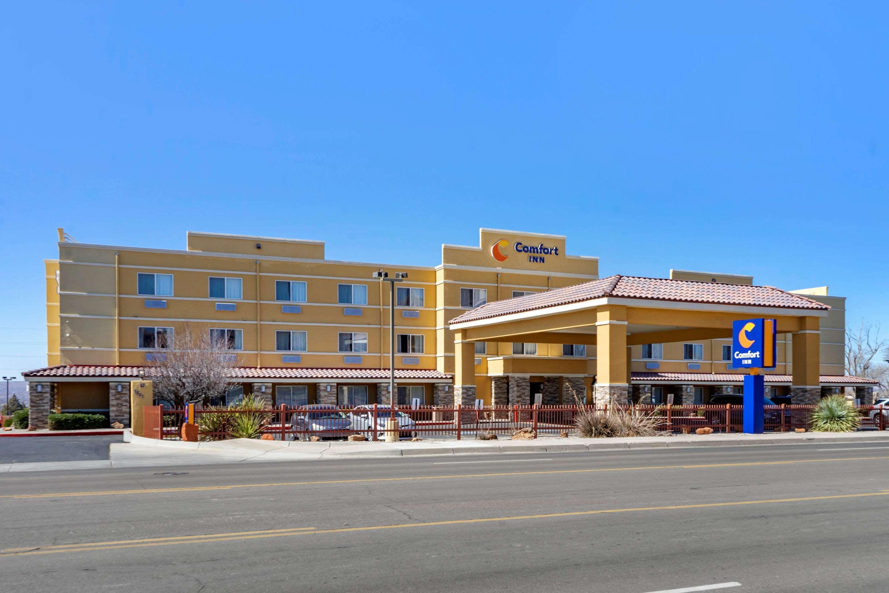 Comfort Inn Albuquerque Airport Exterior photo