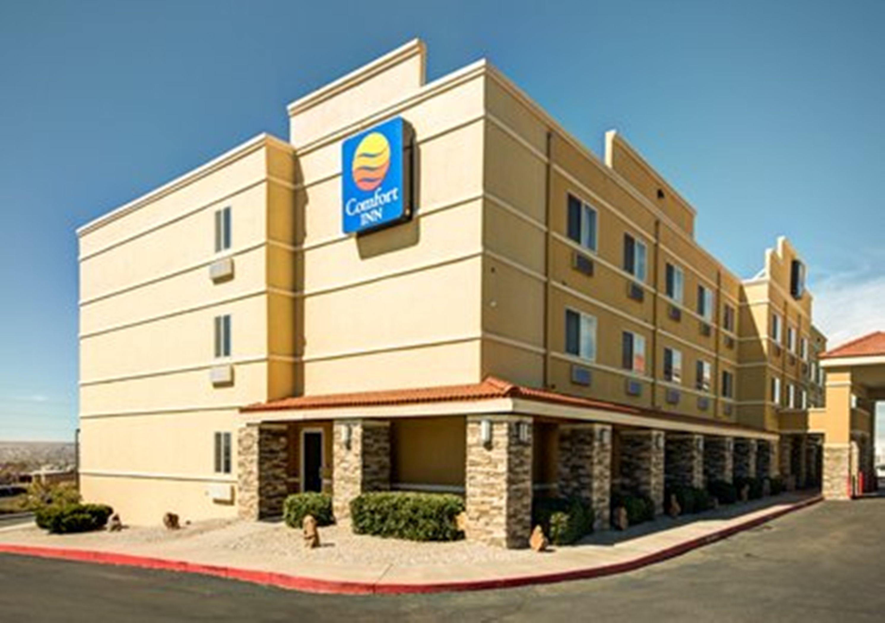 Comfort Inn Albuquerque Airport Exterior photo