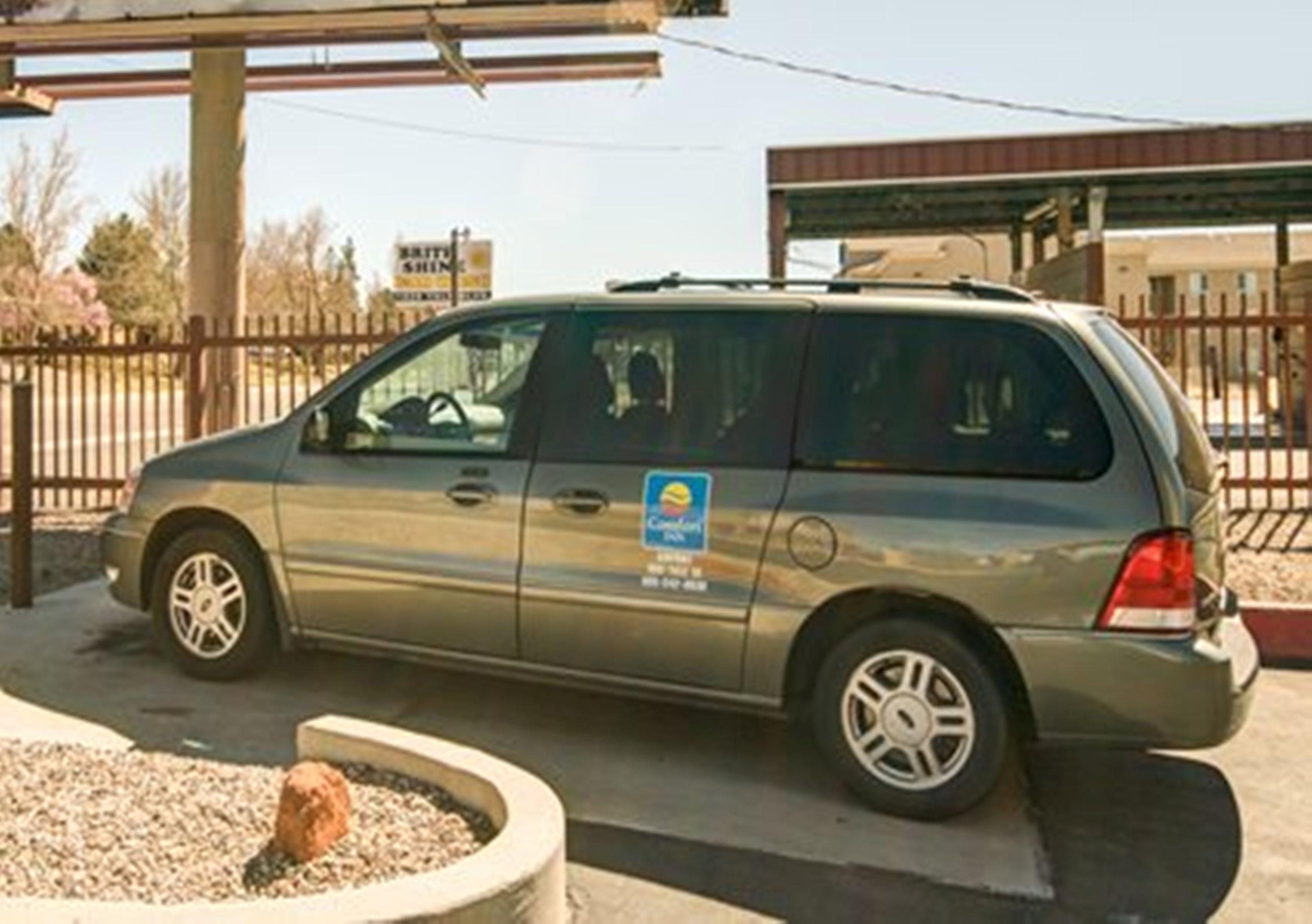 Comfort Inn Albuquerque Airport Exterior photo